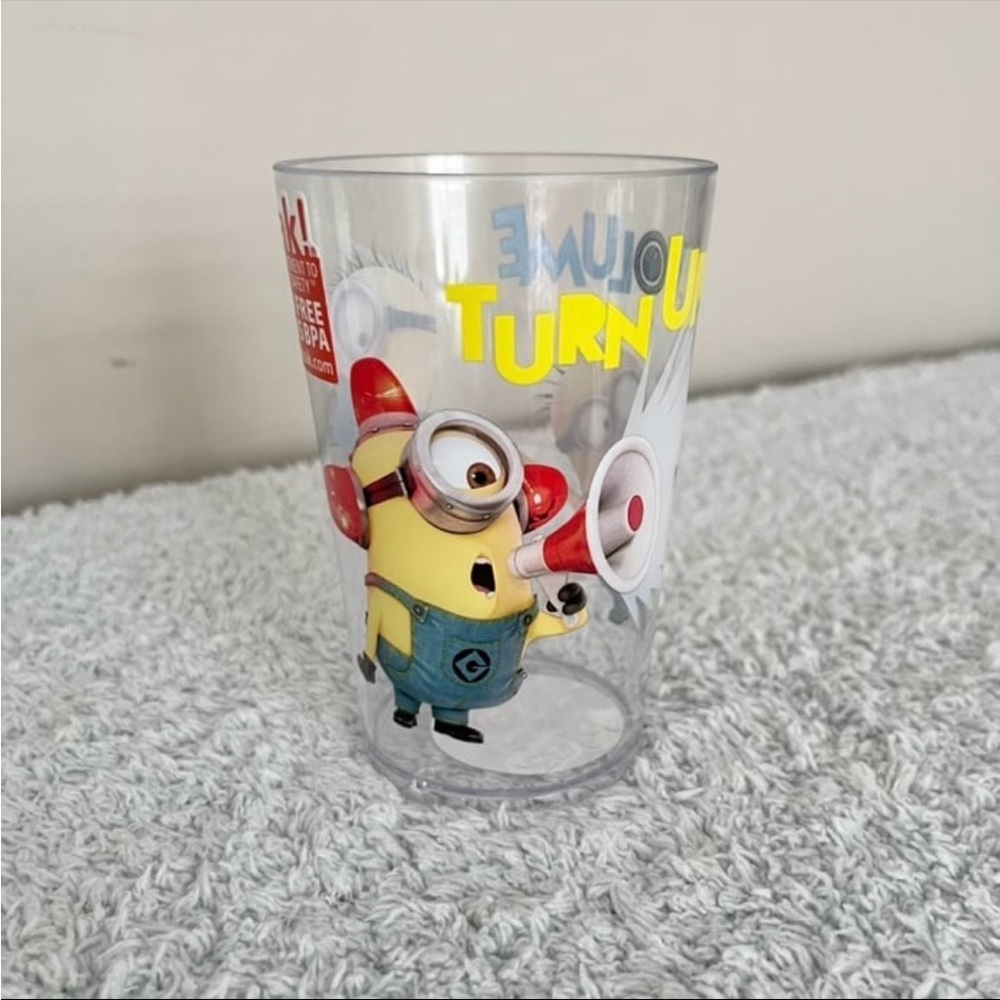 ❄️5/$20 Zak! Designs 10 Ounce Minions Plastic Tumbler Cup - Despicable Me